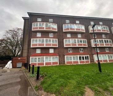 2 Bed Maisonette, The Weymarks, N17 - Photo 5