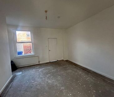 2 bed terrace to rent in NE24 - Photo 3