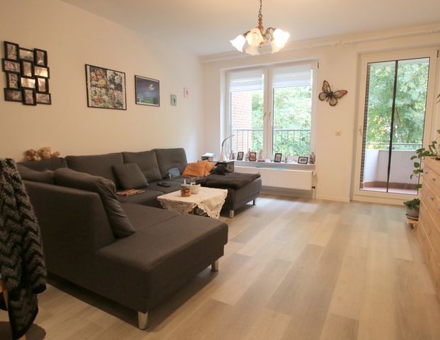 Obergeschosswohnung mit Loggia und Pkw-Stellplatz in Westerstede – zentrale Wohnlage - Photo 1