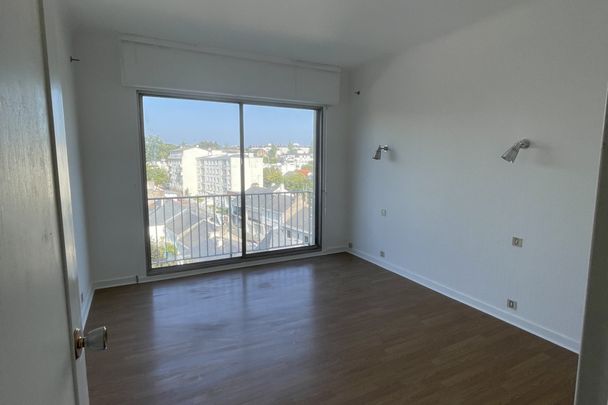 Bel appartement dernier étage 3 chambres - Photo 1