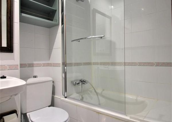 Ático de alquiler en Nueva Andalucía