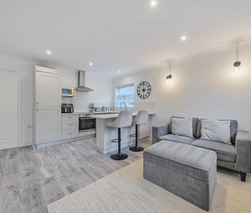 Maisonette to rent - Taylors Close, Sidcup, DA14 - Photo 3