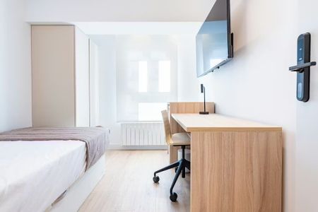 Carrer dels Sants Just i Pastor, Valencia, Valencian Community 46021 - Foto 3