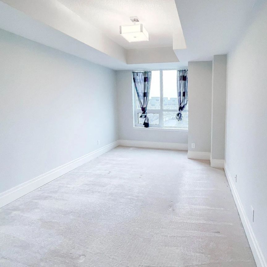 For Lease - 21 Upper Duke Crescent Unit# 404, Markham, Ontario - Photo 1