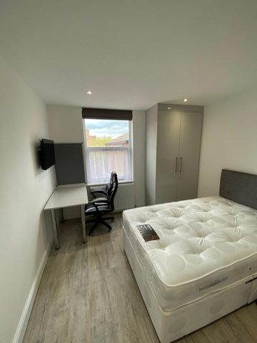 91 Storer Road - Brand New 5 BedLoughborough - Photo 2