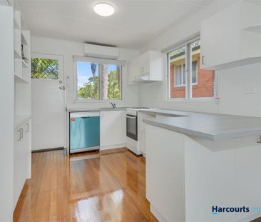 2/12 Collings Street, Balmoral, Qld 4171 - Photo 4