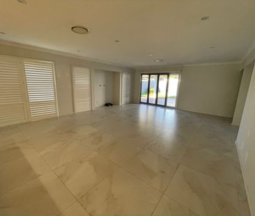 Home For Rent - Photo 3