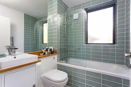 1 Bed Flat, Tiffany Court, SE22 - Photo 4