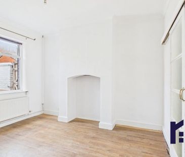 3 bedroom end of terrace house to rent - Photo 6