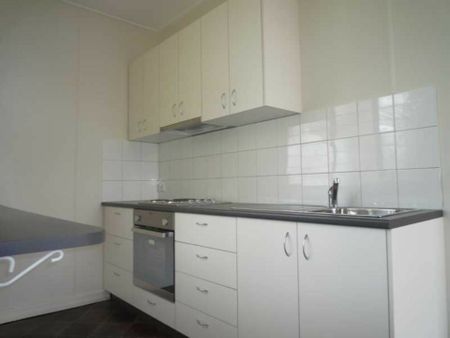 BUDGET APARTMENT IN ASHGROVE - Photo 2