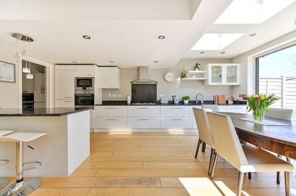 3 bedroom house to rent - Photo 1