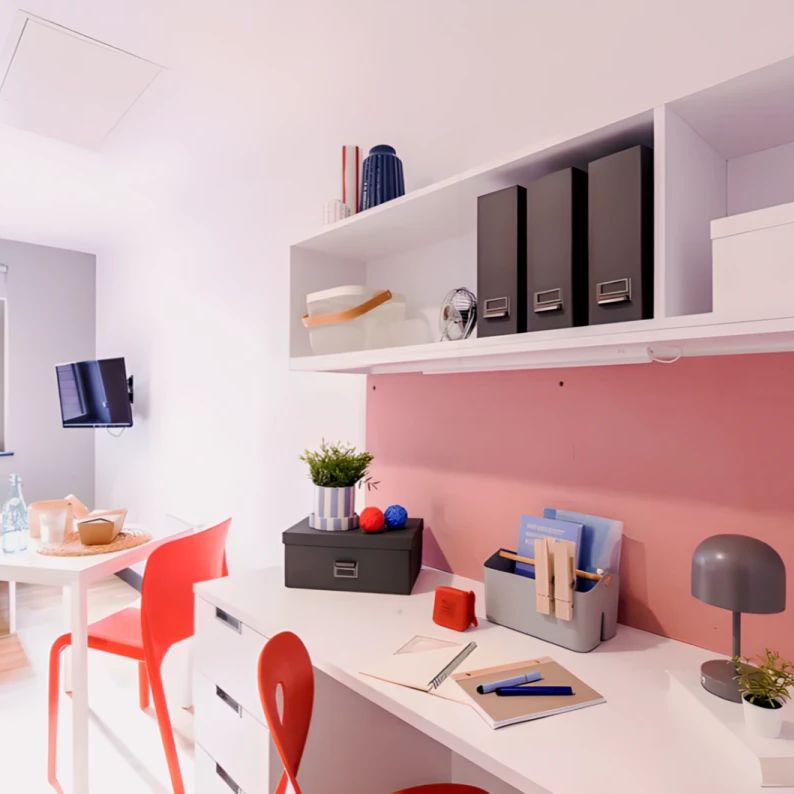 Superior Studio - Photo 1