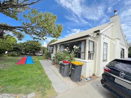 A home with newish renovations - Photo 3