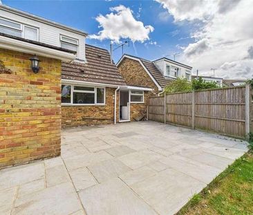 Grovelands Avenue, Winnersh, Wokingham, Berkshire, RG41 - Photo 2