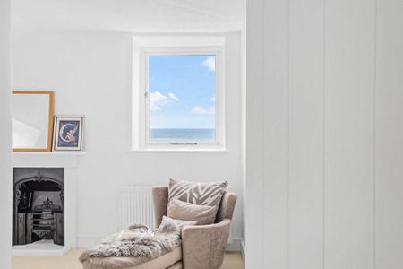 3 bedroom maisonette to rent - Photo 3