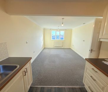 Oxford Street, Burnham-On-Sea - Photo 3