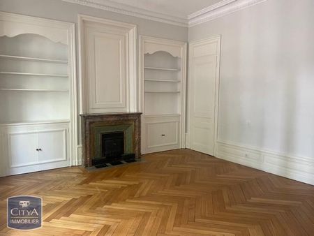 Location Appartement 6 pièces 170m² LYON 3ème - Photo 2
