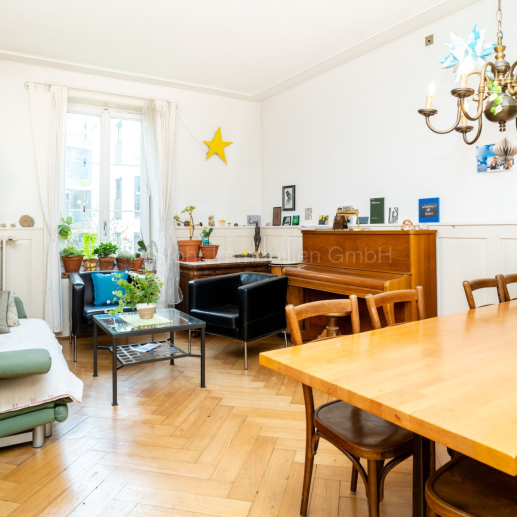 ZWISCHEN-Vermietung einer charmanten 4-Zi Whg. mit grossem Mansardenzimmer - Foto 1