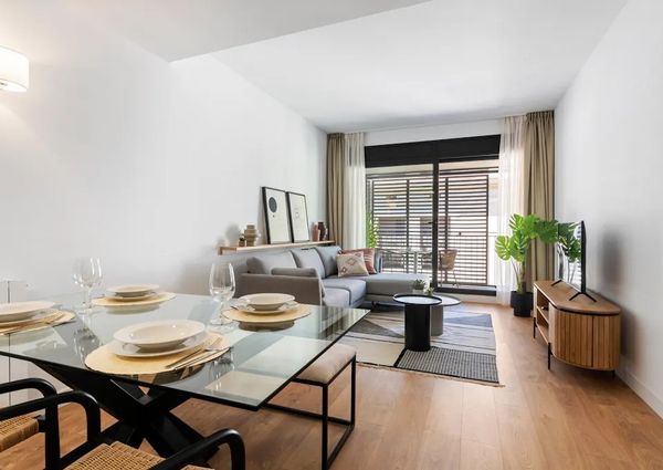 Carrer de Sors, Barcelona, Catalonia 08024