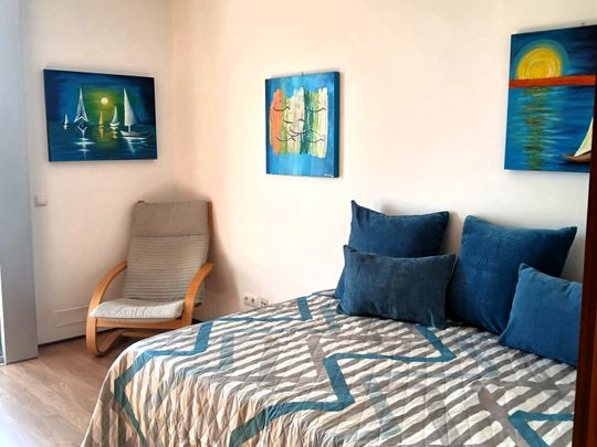 Furnished and equipped T0 flat next to Wisteria! - Photo 1