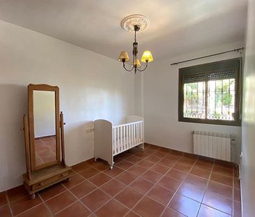 5 room luxury Villa for rent in Alhaurín de la Torre, Spain - Photo 3