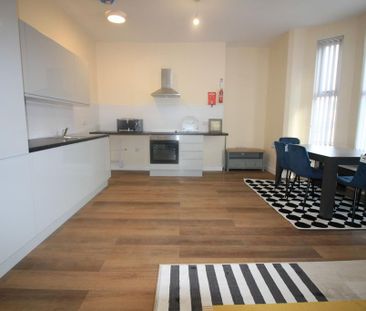 2 bedroom terraced house to rent - Photo 5