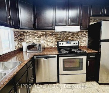 For Lease - 50 Kingsbridge Garden Circle Unit# 1615, Mississauga, O... - Photo 6