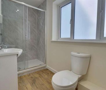 Brockhurst Road, Gosport - Photo 5