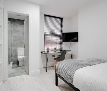 8 bedroom house to rent - Photo 2