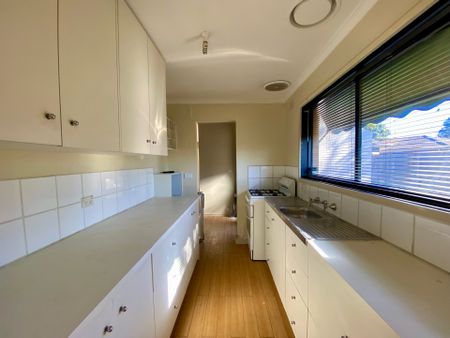 5 Julie Court, Corio - Photo 2