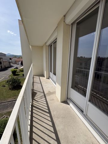 Location Appartement 4 pièces 79m² GERZAT 63360 - Photo 4