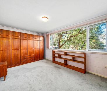 House Size Three Bedroom Unit!, Next To Carlingford Court! - Photo 4