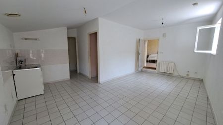 Appartement À Louer 1 Pièce , 35 M² - Photo 2