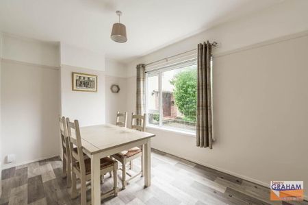 47 Montgomery Drive, Lisburn, BT27 5HR - Photo 3