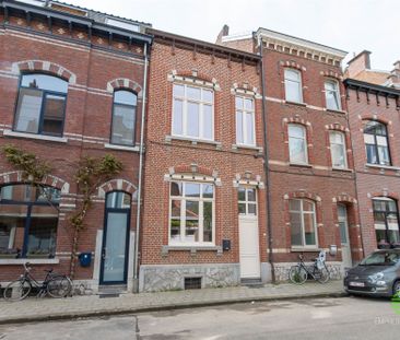 Karaktervolle gezinswoning met 3 slpk en stadstuin, in het centrum! - Photo 6