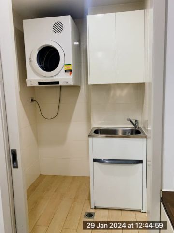 2 bed 2 bath+study - Photo 5