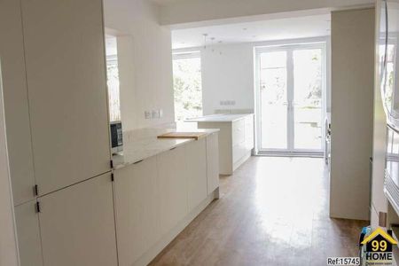 Amberley Road, Patchway, Bristol, United Kingdom, BS34 - Photo 4