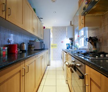 29 Harrow Road - Photo 1