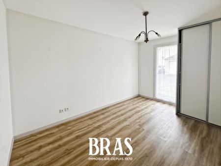 Location Appartement 2 pièces 61m² LE CROISIC 44490 - Photo 2