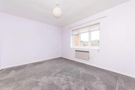 Simmonds Close, Binfield, RG42 - Photo 3