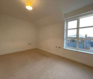 Zakopane Road, Swindon, Wiltshire, SN25 - Photo 1