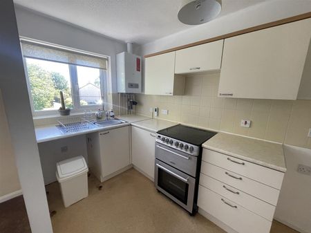 Appletree Court, Worle, Weston-Super-Mare - Photo 4