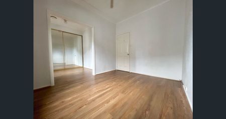 Your Perfect Family Home in a Highly Desirable Blacktown Location! - Photo 3