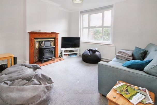 2 bedroom house to rent - Photo 1