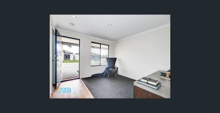 PRIME POSITION IN FAMILY-FRIENDLY HARRISDALE - FURNISHED - Photo 5