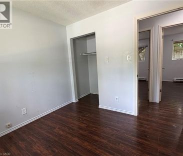379 HOLLY Street Unit# 2, Waterloo, Ontario, N2L4G5 - Photo 2