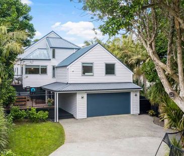 Perfect location with sea views - Photo 1