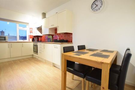 1 bedroom terraced house to rent - Photo 3