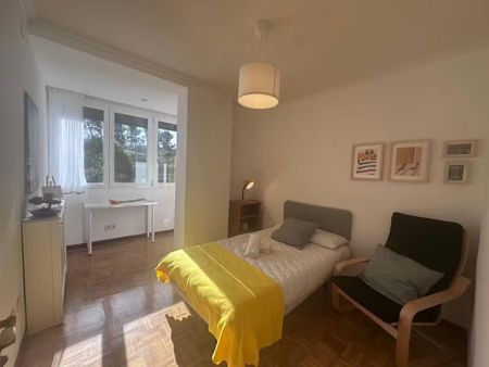 Calle de la Sierra Bermeja, Madrid, Community of Madrid 28018 - Photo 2