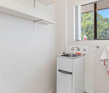 Freshly updated and ready to move in! - Photo 3